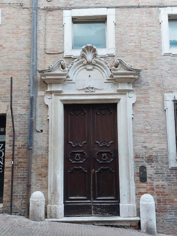 Il Cielo Di Raffaello Lägenhet Urbino Exteriör bild
